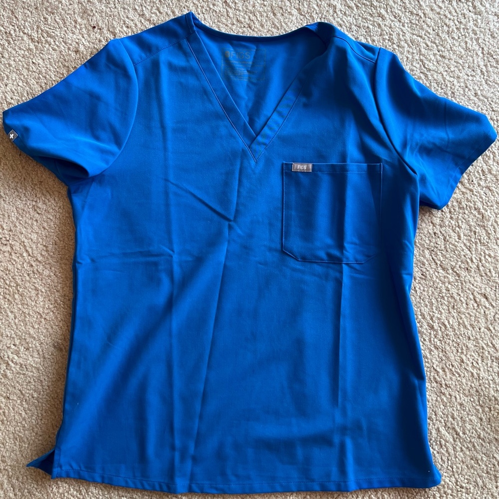 FIGS Women’s Catarina One-Pocket Scrub Top - Royal Blue, Large